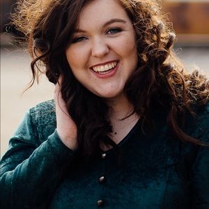 Meet your Posher, Cara